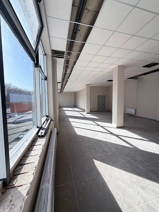 Фасад/ 1 линия/парковка/Каскадная фото