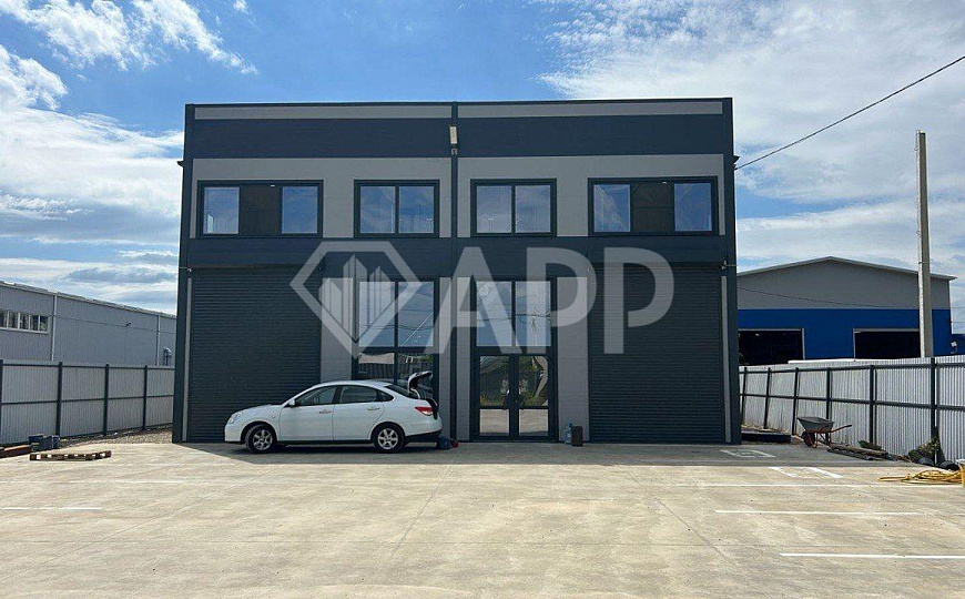 Продаю готовый арендный бизнес, капитальное здание с долгосрочным арендатором, 1 100 м² фото