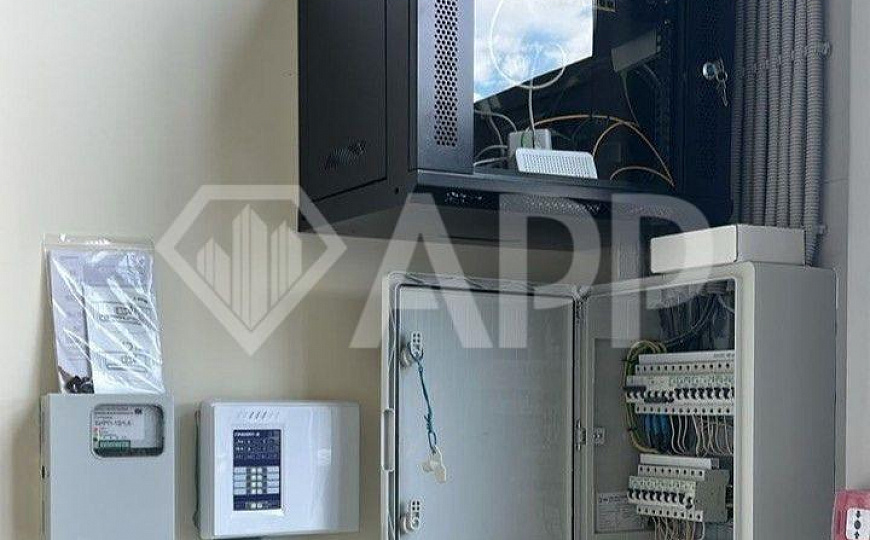 Продаю готовый арендный бизнес, капитальное здание с долгосрочным арендатором, 1 100 м² фото