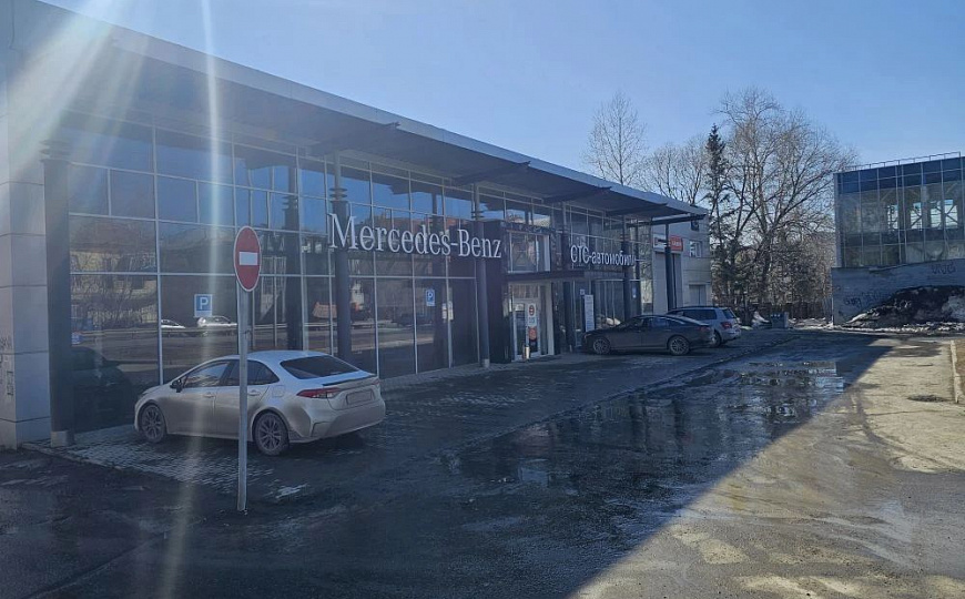 Сдам торговое помещение, 350 м² фото