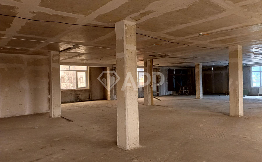 Сдам отдельно стоящее здание, 1 369,2 м² фото