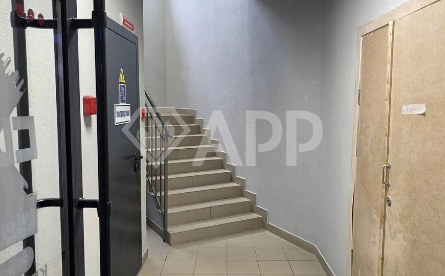 Продаю ГАБ 181,8 м² фото