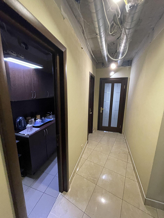 Сдам офисное помещение, 218 м² фото