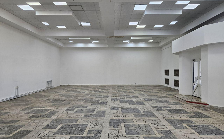 Сдаем торговые площади фото