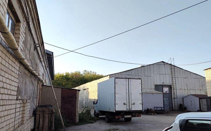 База 1300м2, с арендаторами фото