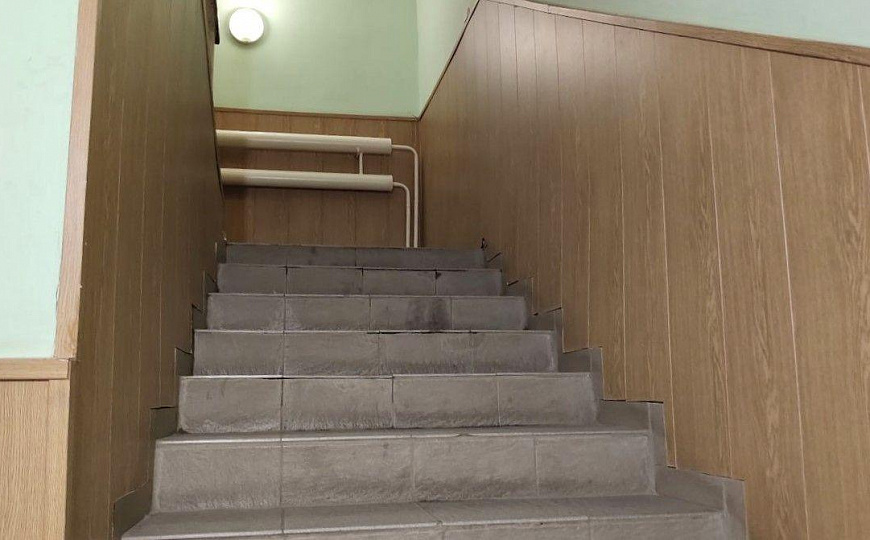 База 1300м2, с арендаторами фото