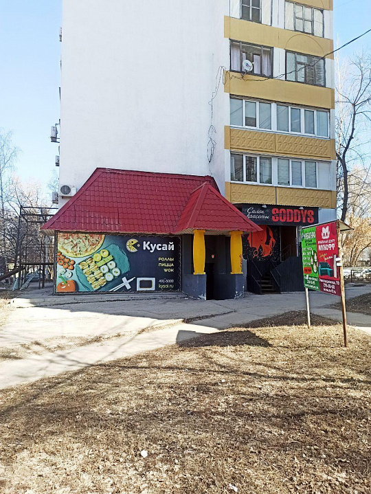 Помещение 71,2 м² с высоким пешеходным трафиком фото