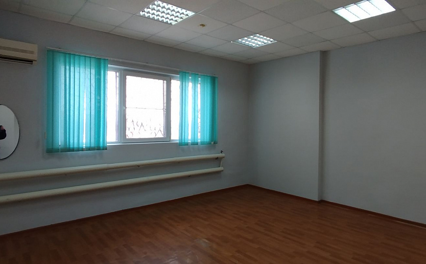 Сдам офисное помещение, 33 м² фото