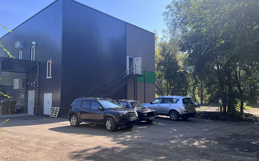 Помещение свободного назначения 270м2, 2 этаж отдельно стоящего здания фото