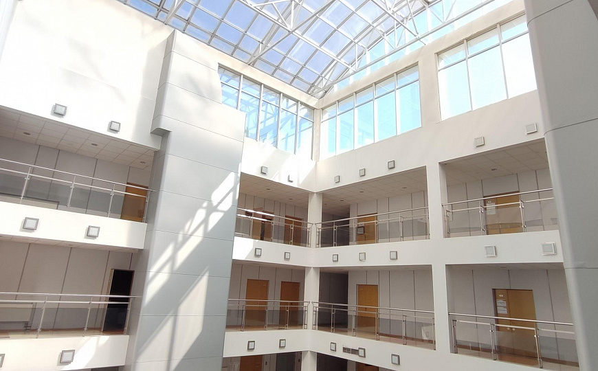 Этаж (офисы) в БЦ Глобус в центре города с парковкой фото