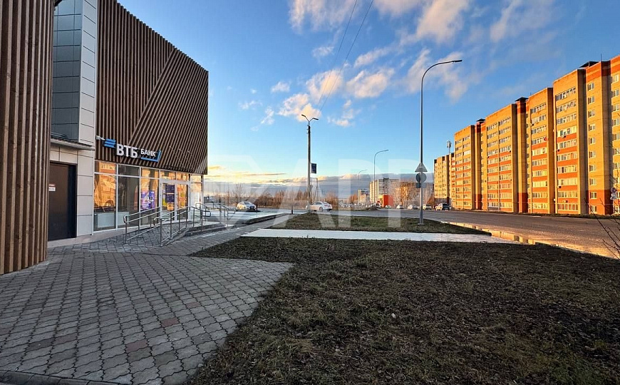 Аренда, офис, торговое, отдельно стоящее здание, 341 м² фото