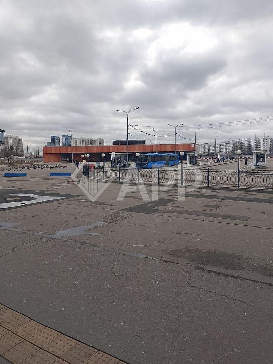 Аренда помещений в ТРЦ ПАРУС, (от 9 до 700 м2). 100 метров от Метро фото