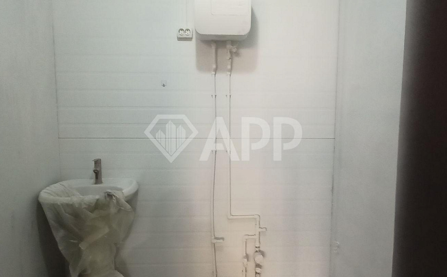 Сдам помещение свободного назначения от 110 м² до 620 м². фото