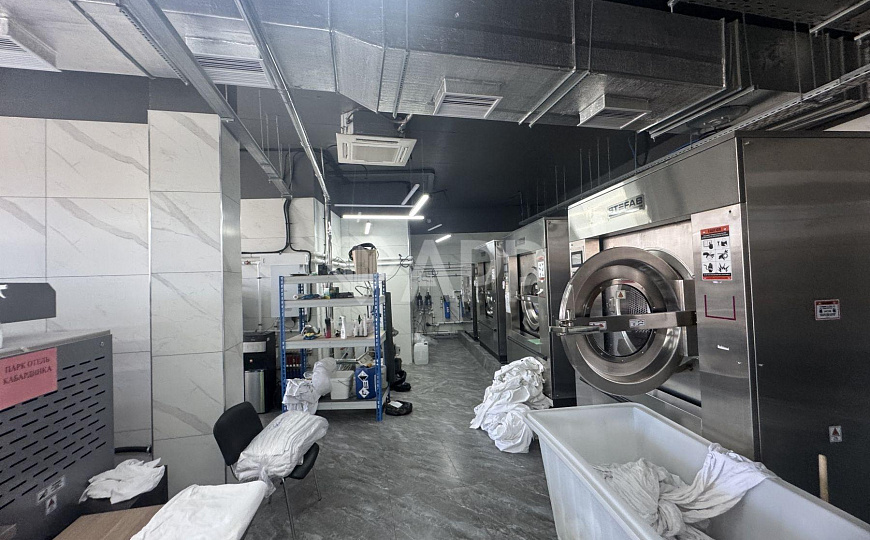 Продам отдельно стоящее здание, 354 м² фото