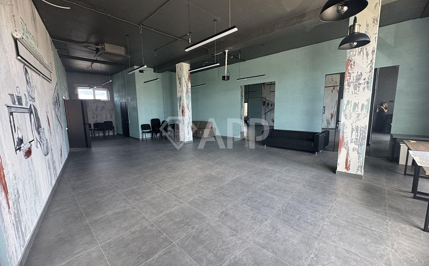 Продам отдельно стоящее здание, 354 м² фото