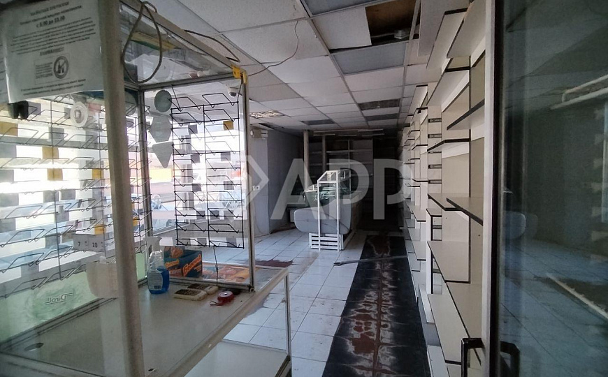 Торговый павильон на трафике 50 м2 фото