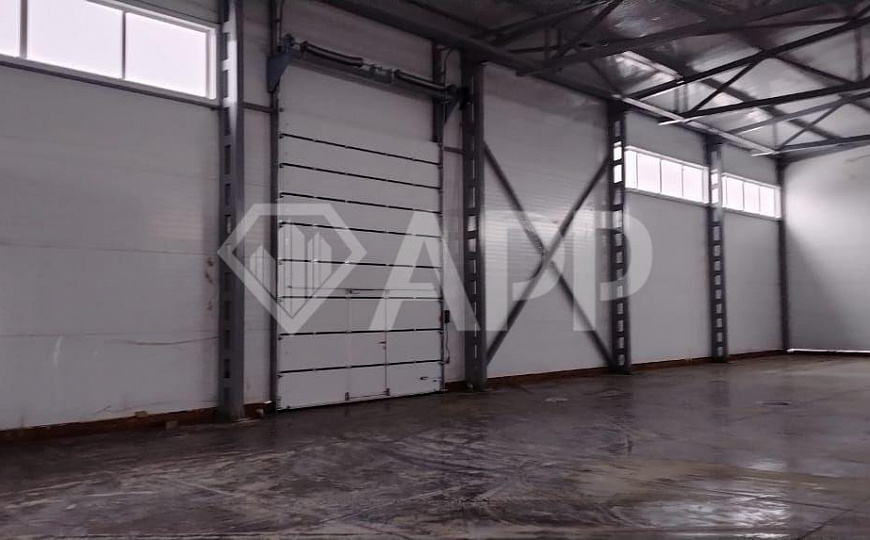 Помещение с возможностью монтажа кран-балки! фото