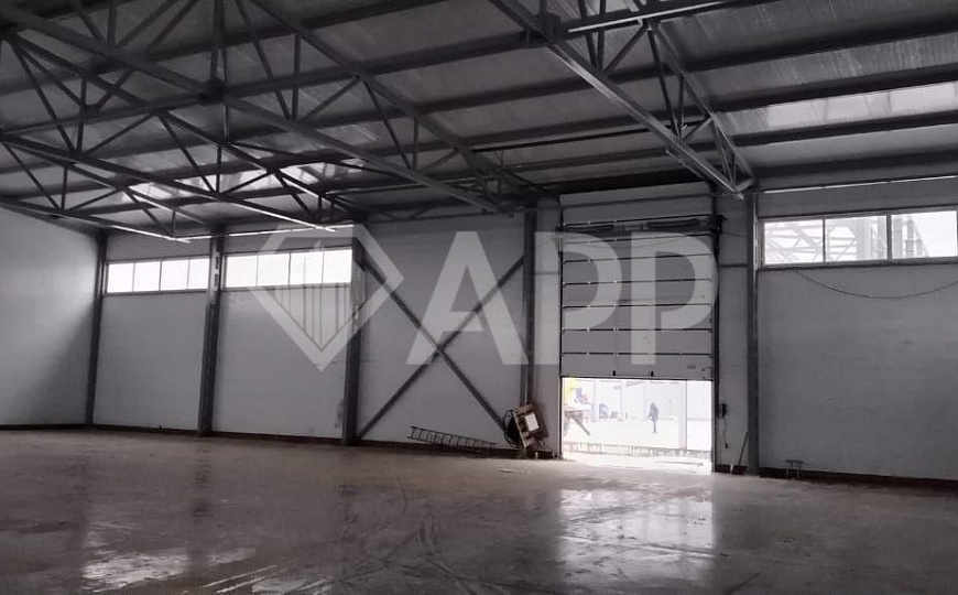 Помещение с возможностью монтажа кран-балки! фото
