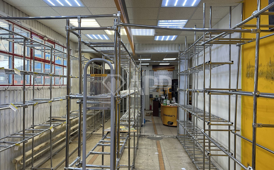 Здание на трафике, 267,7 м² фото