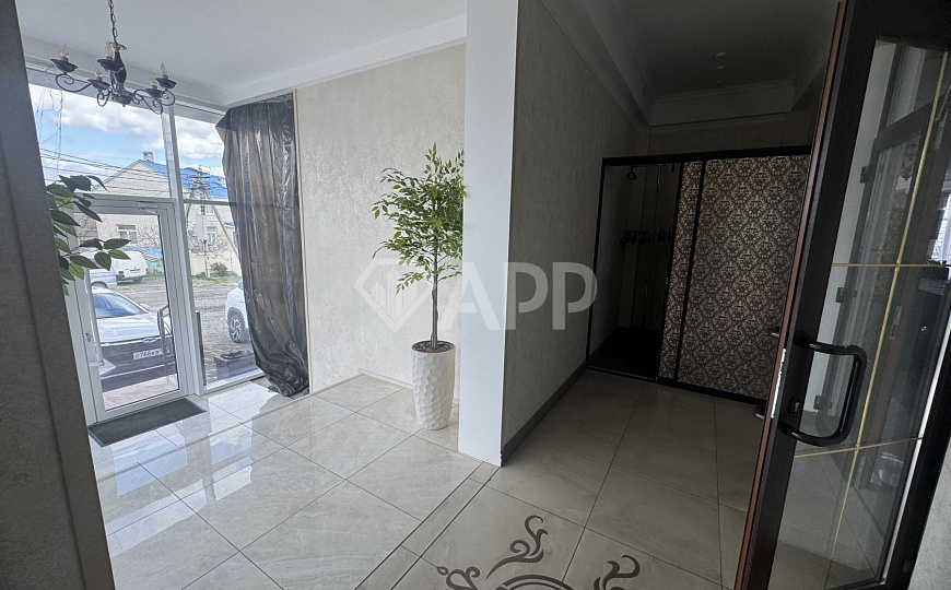 Продам отдельно стоящее здание, 702,4 м² фото