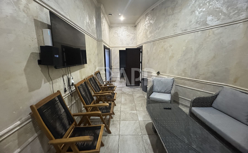 Продам отдельно стоящее здание, 702,4 м² фото