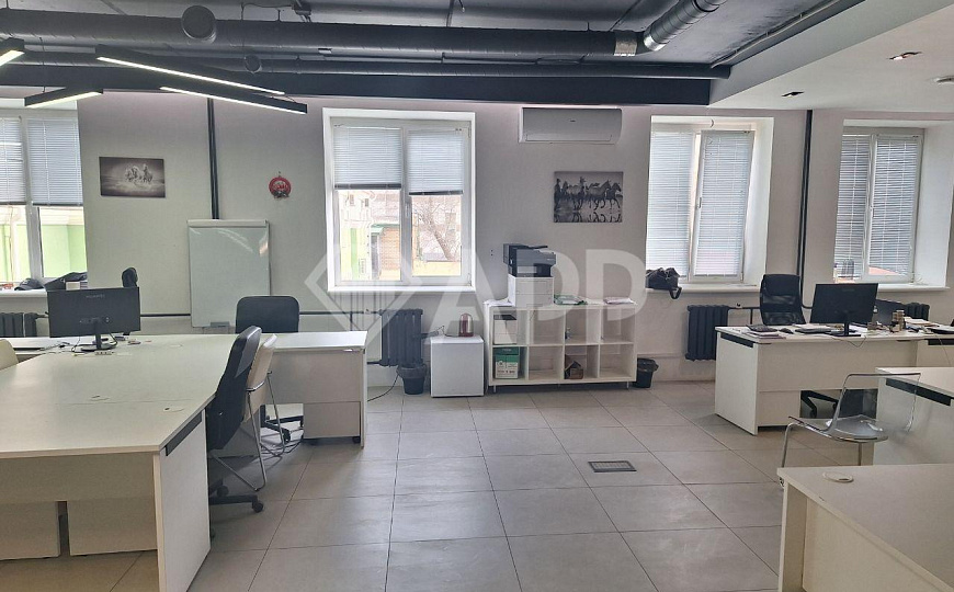 Сдам офис в центре, 183м² фото