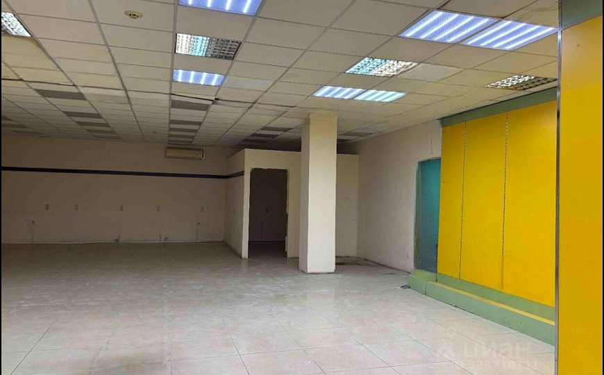 Торговое помещение 267 м² в центре Балашихи | Панорамные окна под кафе | Рядом парк и арена  фото