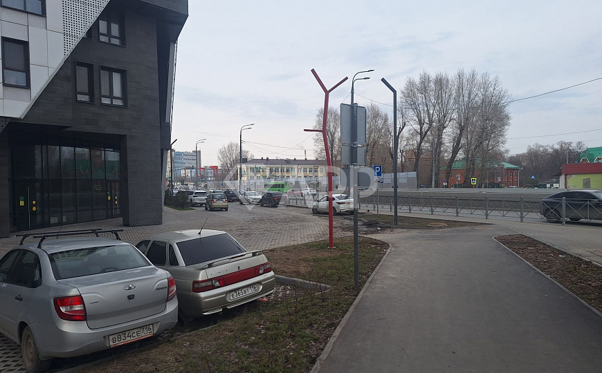 Сдам помещение в новом ЖК с НДС, 157,4кв.м. фото