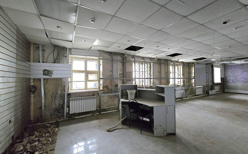 Сдам торговое помещение, 93 м² фото