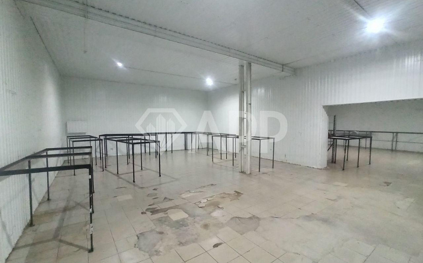 Сдаю складское помещение, 713 м² фото