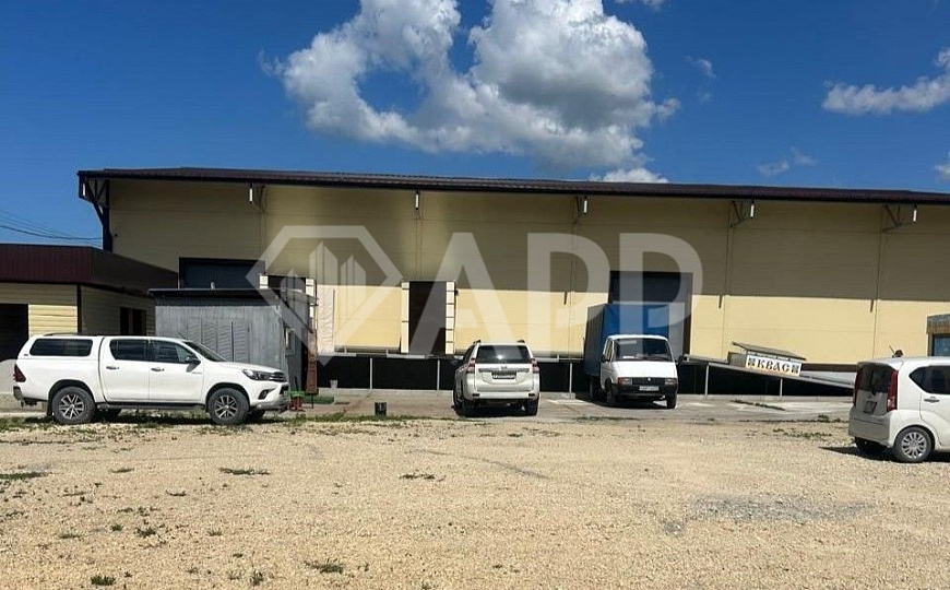 Сдаю складское помещение 1200 м² фото