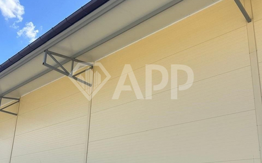 Сдаю складское помещение 1200 м² фото