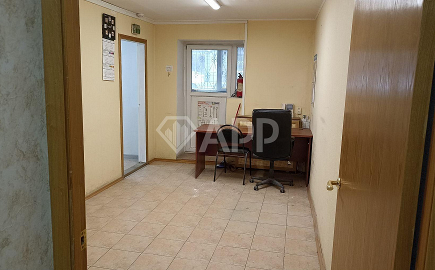 Сдам офис на 1 этаже с отдельным входом, 83 м² фото