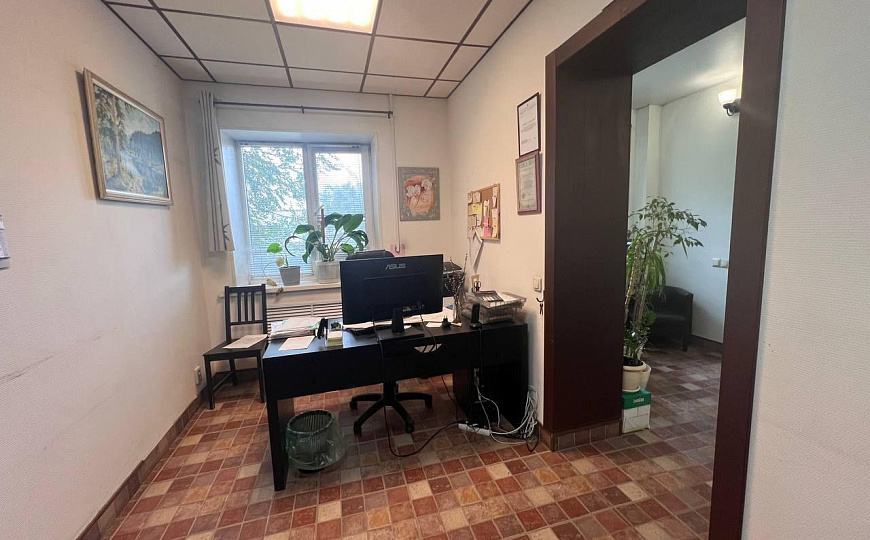 Продается здание 285м2 на первой линии фото