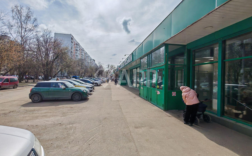 Продается торговое помещение, 1746 м² фото