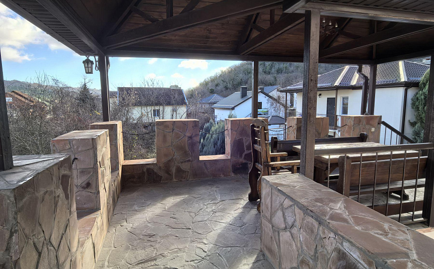 Продаю гостиничный комплекс в Абрау-Дюрсо фото