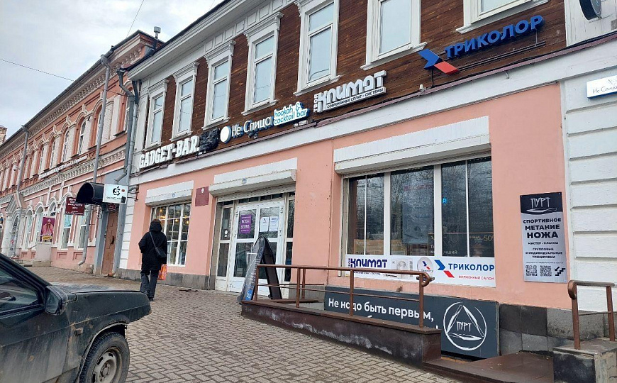 Помещение на 1 линии!!! фото