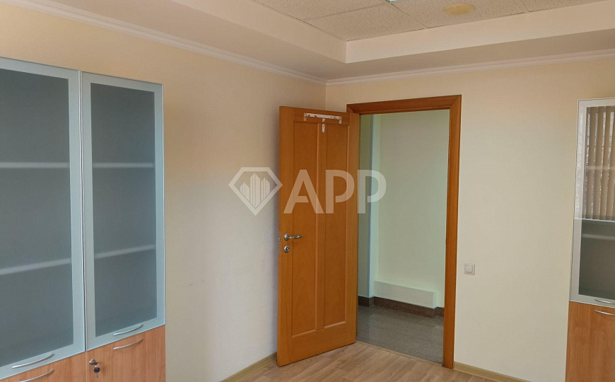 Сдам офисное помещение, 111,5 м² фото