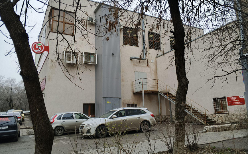 Продается здание с земельным участком, (ГАБ) фото