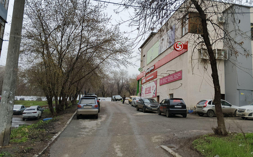 Продается здание с земельным участком, (ГАБ) фото