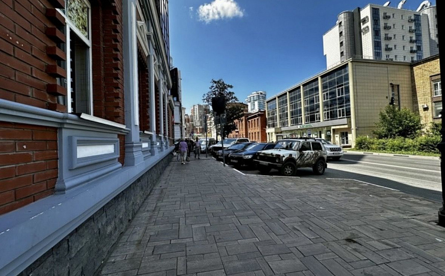 Здание 818,8 м² на 1 линии ул. Молодогвардейской фото