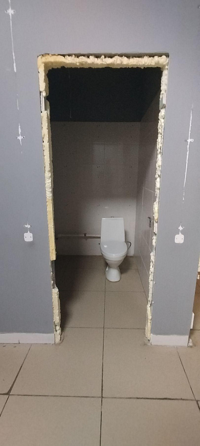 Сдам торговое помещение, 141,1 м² фото