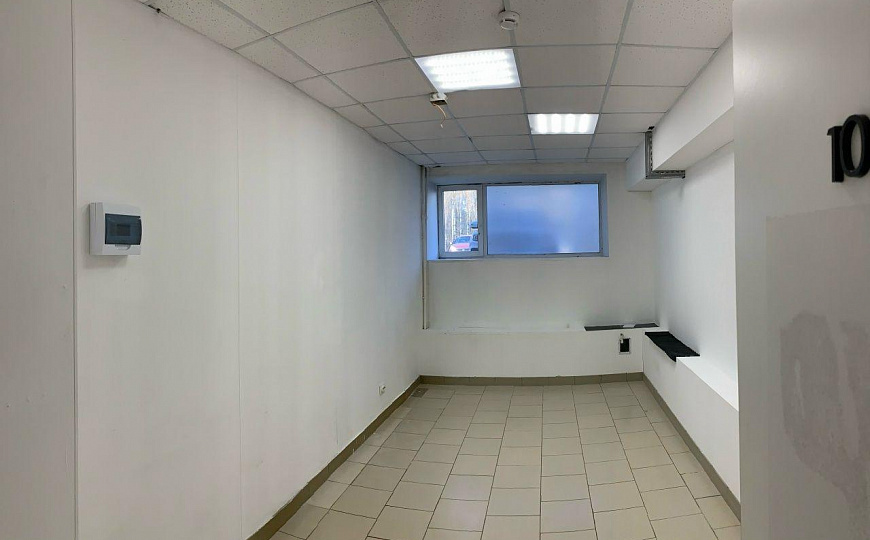 Сдается офис 18,7 м² c водой фото