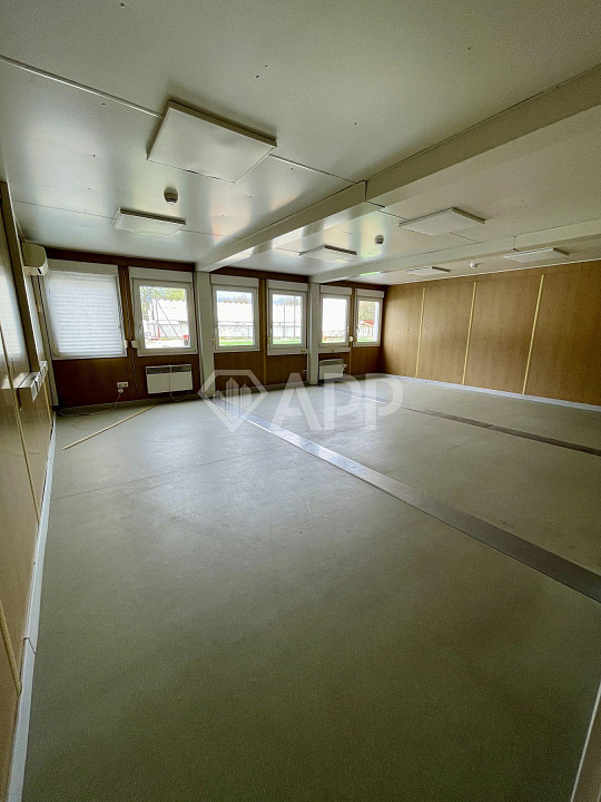 Сдам отдельно стоящее здание, 2 184 м² фото