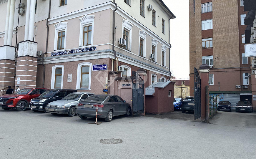 Офис в центре с парковкой, 37м² фото