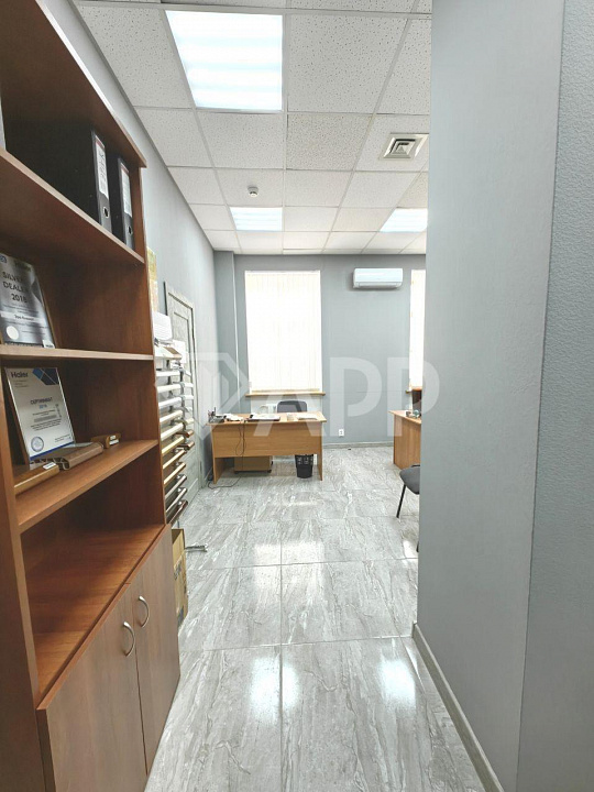 Офис в центре с парковкой, 37м² фото