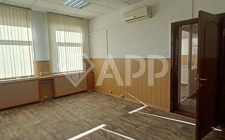 Офис 80,3 м² в промзоне, доступ 24/7, кабинетная планировка. фото