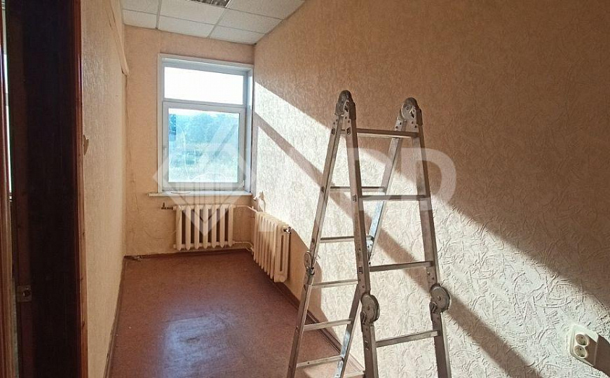 Офис 80,3 м² в промзоне, доступ 24/7, кабинетная планировка. фото