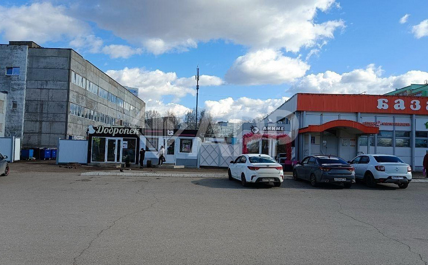 800м², в центре города, с арендаторами фото