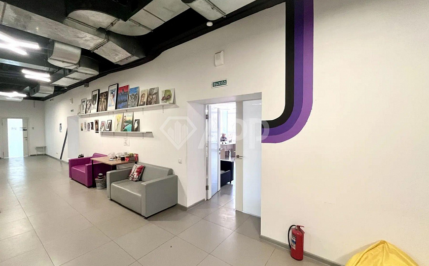 Продается отдельно стоящее здание в центре Ижевска фото